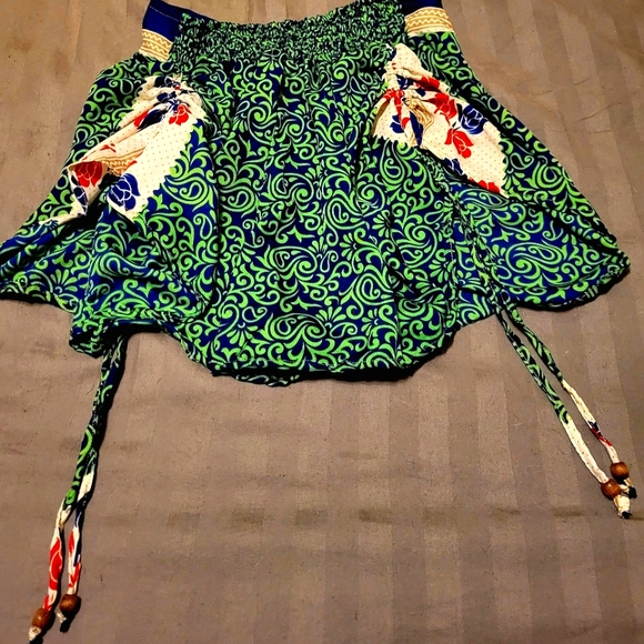 How Bazaar - Silk Boho Shorts - Picture 5 of 5